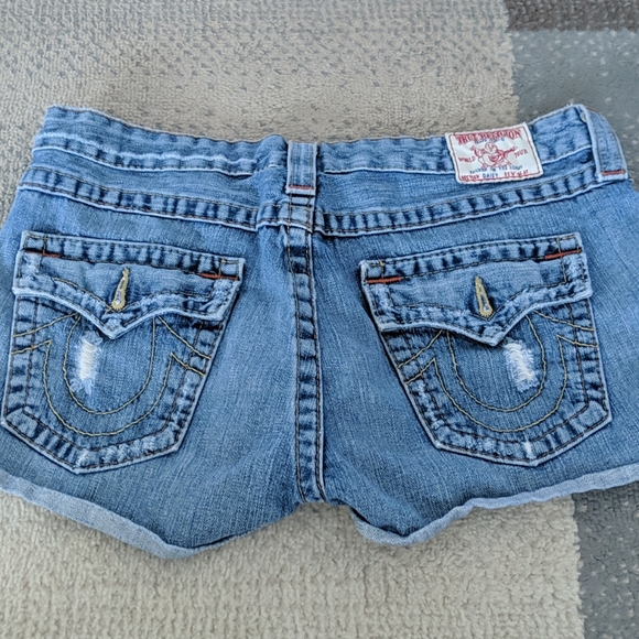 True religion booty shorts - Picture 3 of 3